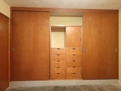 Mantenimiento y carpintería Olvera