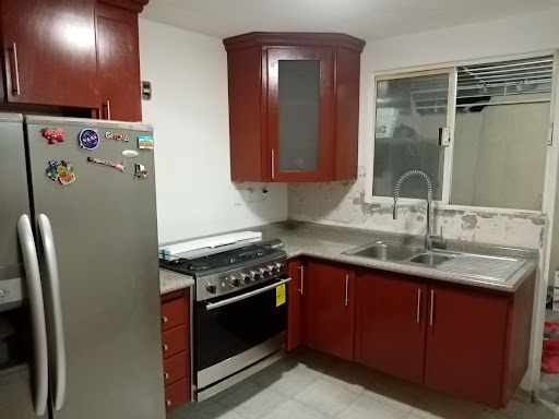 Mantenimiento y carpintería Olvera