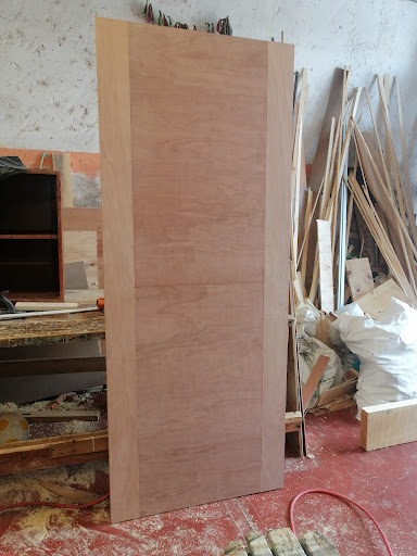 TALLER DE CARPINTERÍA "CRUZ"