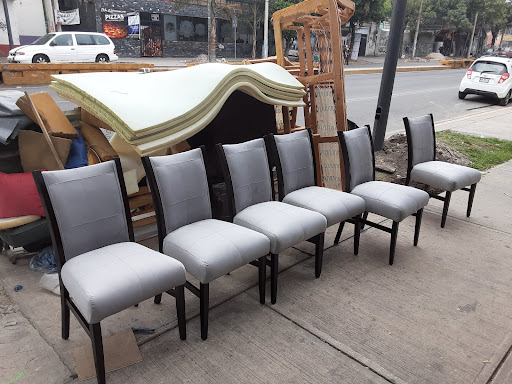 Carpinteria y Tapiceria Cerviz