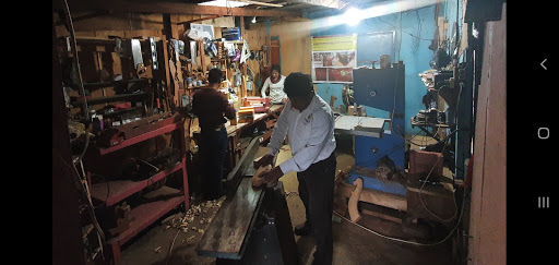 CARPINTERIA LOS GOMEZ