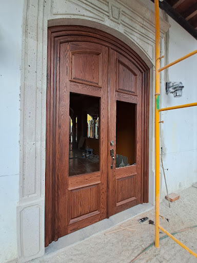 Carpinteria Arte en madera Arandas