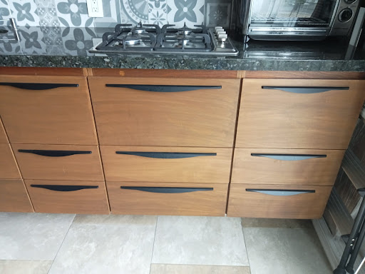 MUEBLES. CARPINTERIA Y ALGO MAS