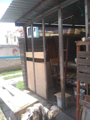 Carpinteria Los Sabinos.