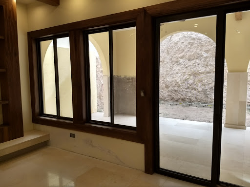 Diseño y Manufactura en Madera - Carpintería